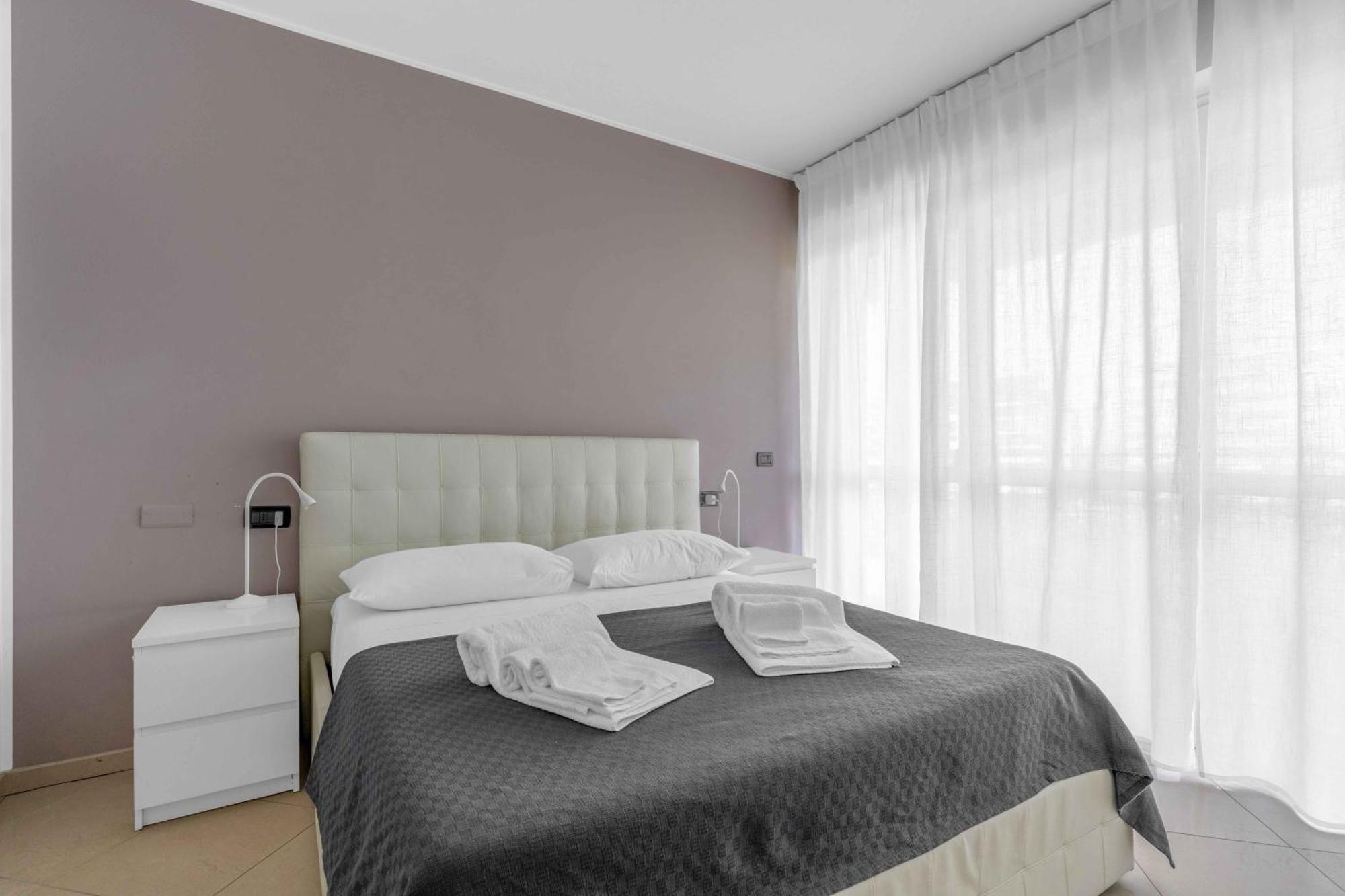 Santa Giulia Suite - Futurismo 17 Milan Luaran gambar